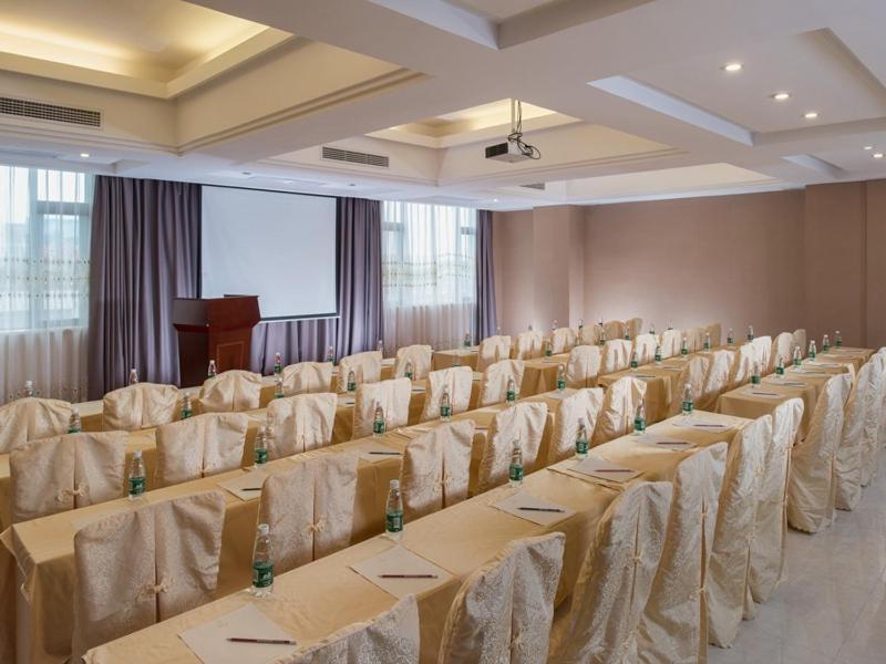 Vienna International Hotel Jieyang Chaoshan Airport מראה חיצוני תמונה
